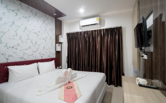 Baan Thai Beach Side Residence