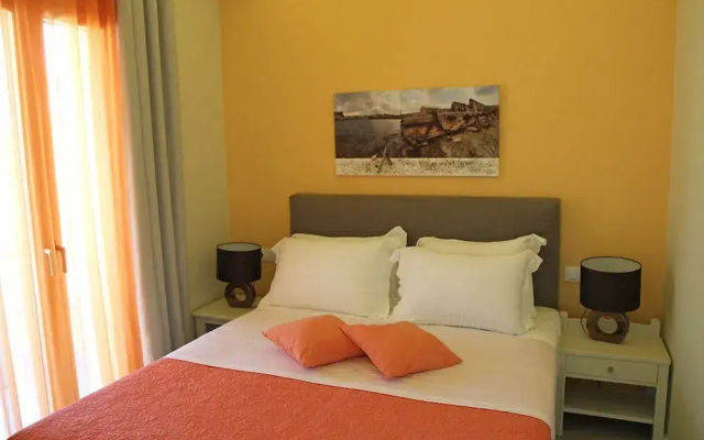 Effi Apartments