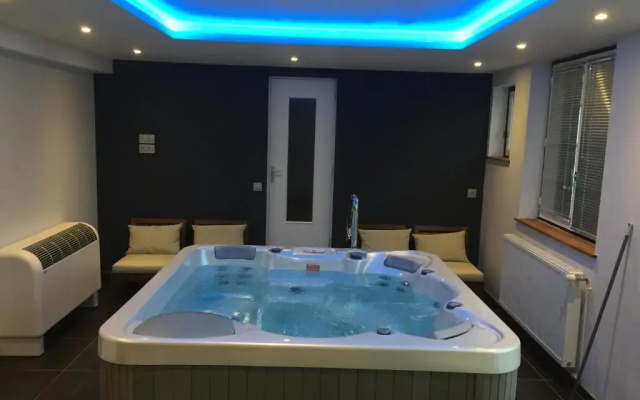 Gite 8 a 14 Personnes En Champagne Avec Jacuzzi