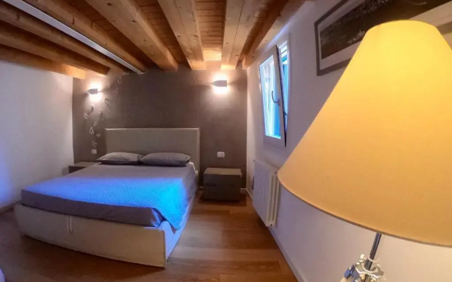 Casa Calle Pescheria