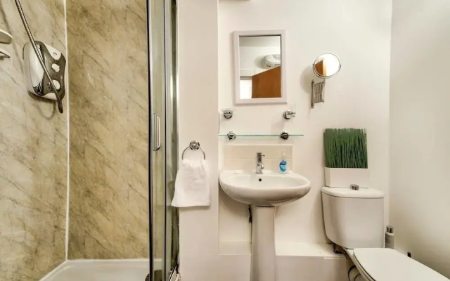 Stylish Central Apartment Near Royal Mile