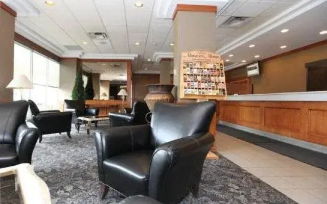 St. Albert Inn & Suites