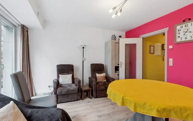 Bright 2-bedroom Apartment
