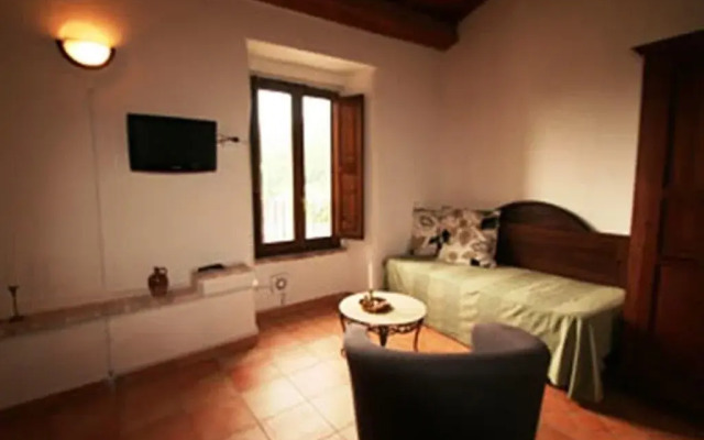 Sotto Il Castello