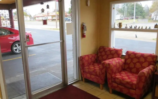 Deluxe Inn - Knoxville