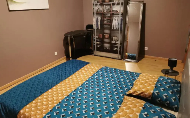 Agreable Maison de 100m2 Avec Son Parking Privatif