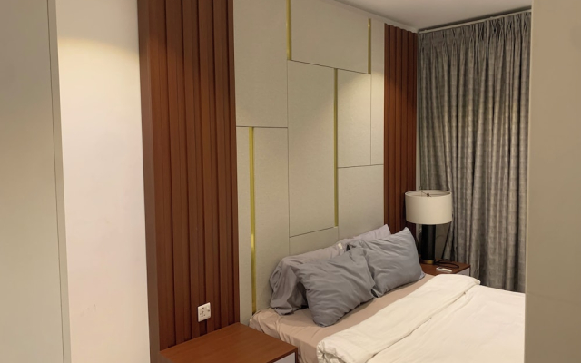 Peravi Suites at Embassy Gardens