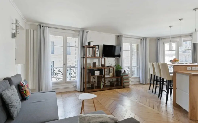 Family Apartment in the Heart of Paris
