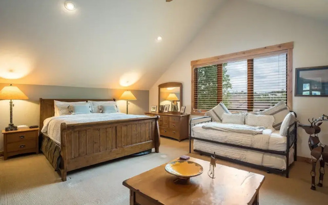 Alpine Vista 6 4 Bedroom Townhouse by RedAwning