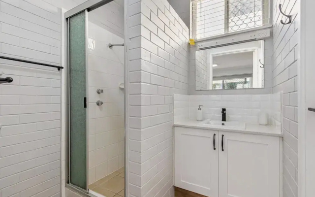 Sea-Hi Beachside Apartment