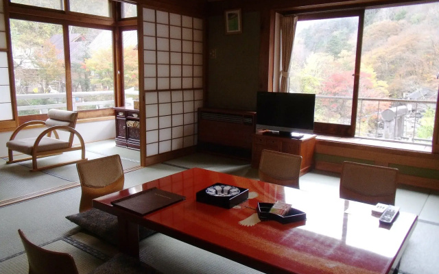 Отель Takaragawa Onsen Osenkaku