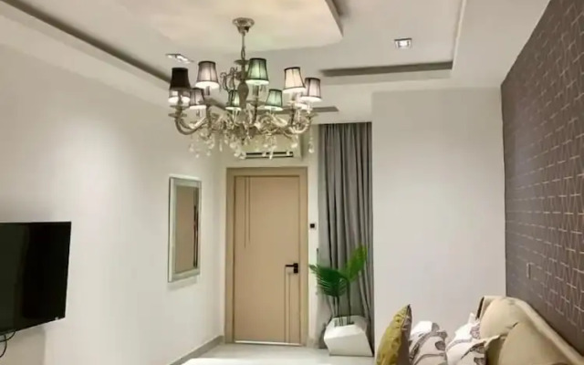 Sujimoto luxury