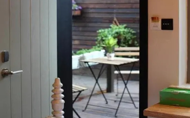 Xihu Congcongnanian Boutique Inn