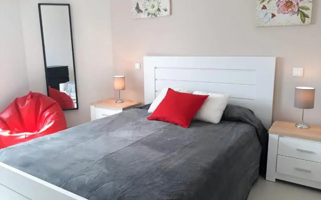 ABMAR- Por-do-sol, Vista mar, Remodelado, Wifi, 80mt Praia