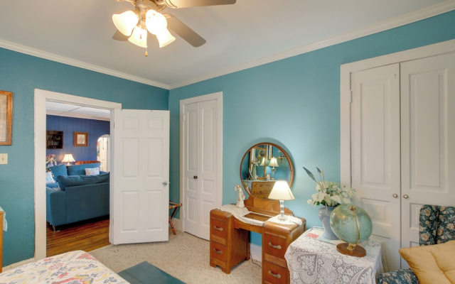 Eclectic Manitowoc Vacation Rental Near Marina!