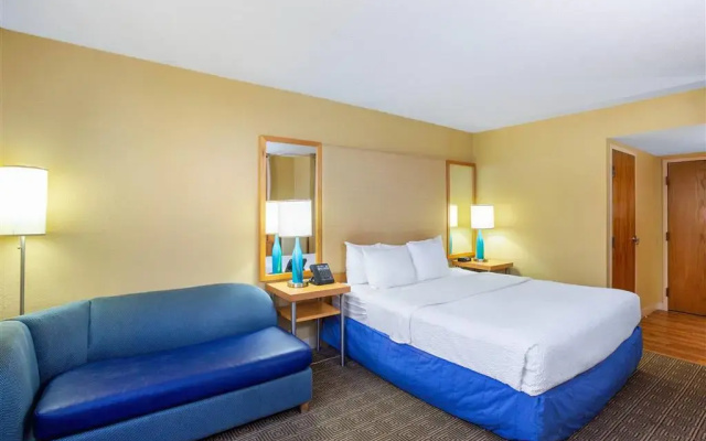 La Quinta Inn And Suites Sarasota