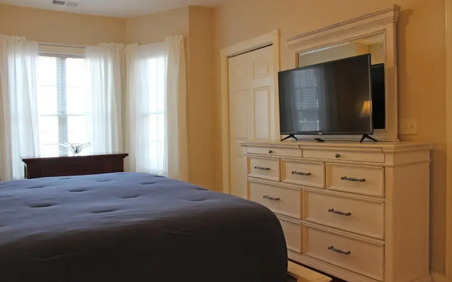 Professionally Cleaned & Sanitized Condo in MB