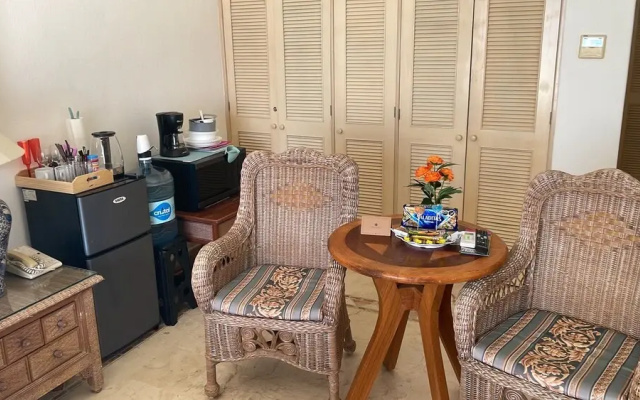 Beach front-Ocean View Studio -Hotel Sunset Fishermen condo 344/C