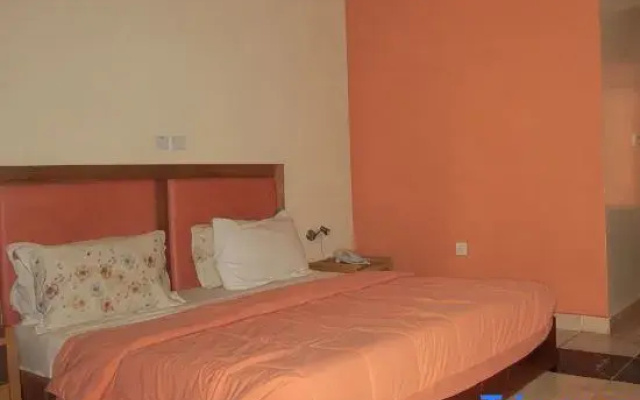 Harlescourt Hotels - Guest Room