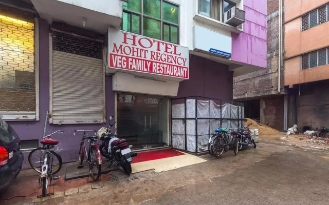 OYO 5839 Hotel Mohit Regency
