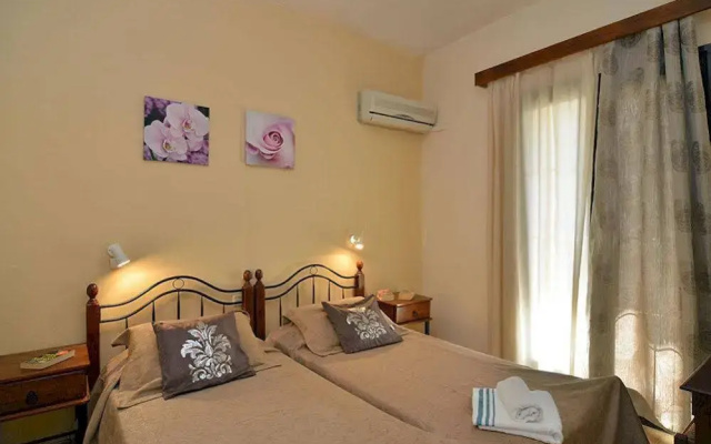 Iliana Apartments