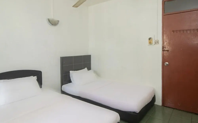 To Day Hotel by OYO Rooms
