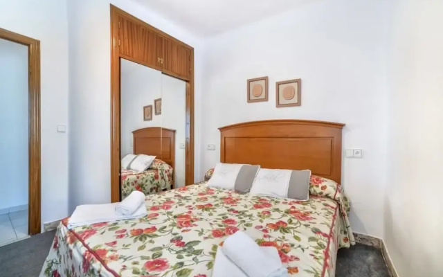 Villa - 7 Bedrooms with Pool and WiFi - 106439
