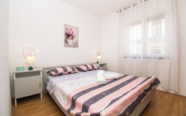 Apartments Tiho
