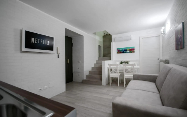 Chiatamone Seaside Suite