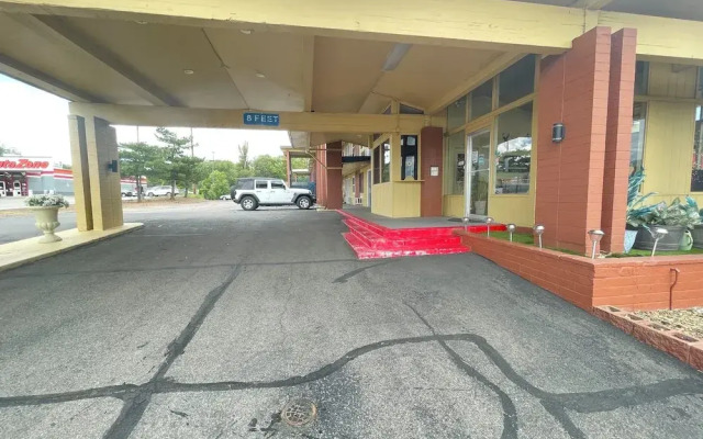 Inn On 66