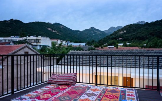Floral Hotel·Humble Garden hotel (Taishan Red Gate Mountaineering Pass)