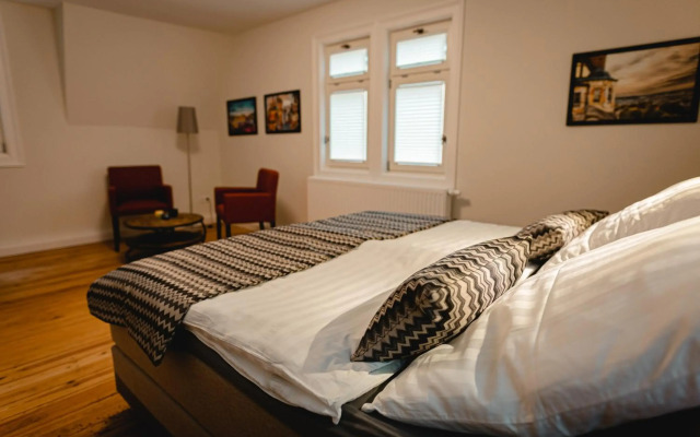 Ferienwohnungen an der Salvatorkirche - Apartmenthaus zentral