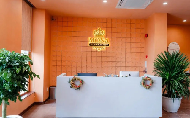 Mona Hotel