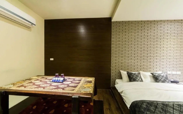 LITHO Hostel