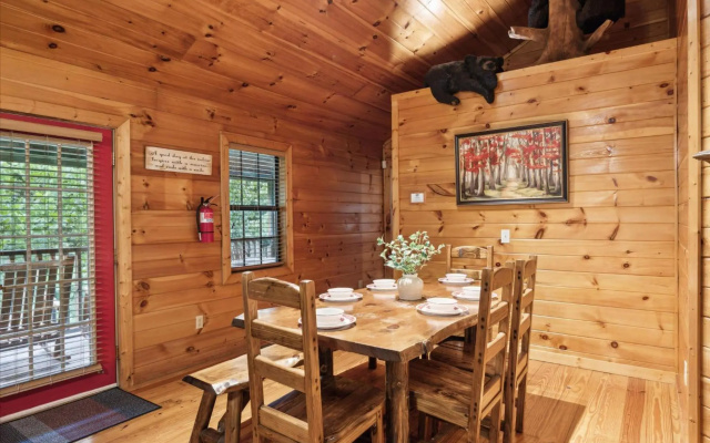Lucky Cub Cabin