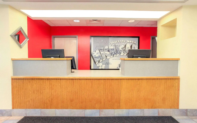 Super 8 By Wyndham Sault Ste. Marie