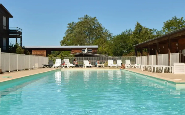 Tidy Apartment With a Bbq, Near Montréal du Gers