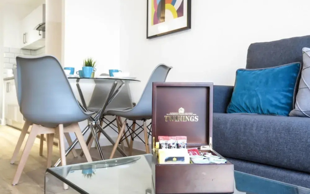 Tudors eSuites Birmingham Canalside Apartments