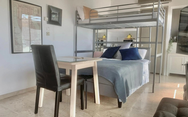Sleeps 4 close to Iaso Oaka Mitera