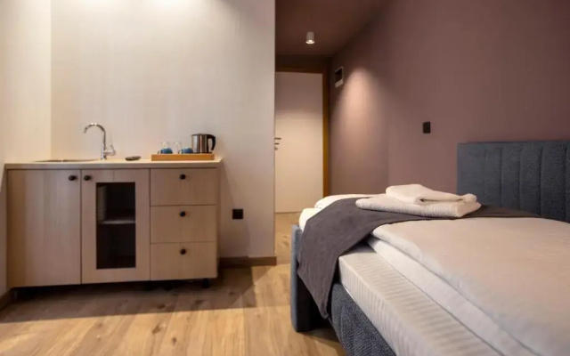 Hotel 4 Llulla