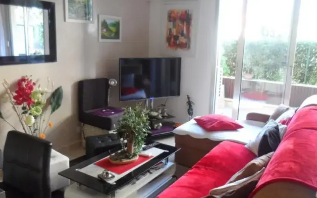 Cannes Home Rental studio Carnot