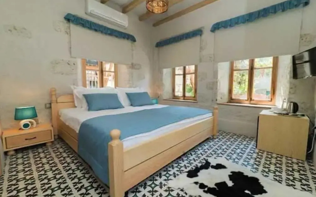 Nars Alacati Hotel