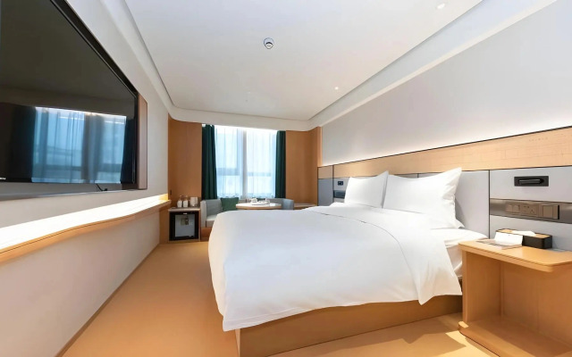 Ji Hotel Shanghai People's Square Fujian Middle Road