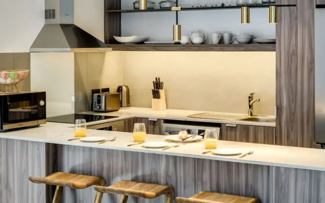 Urban Cape Town Living at City Suite 805