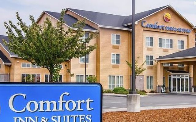 Comfort Inn & Suites Creswell in Creswell, United States of America from 162$, photos, reviews - zenhotels.com hotel front
