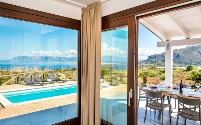 Villa in Castellammare Near the Coast