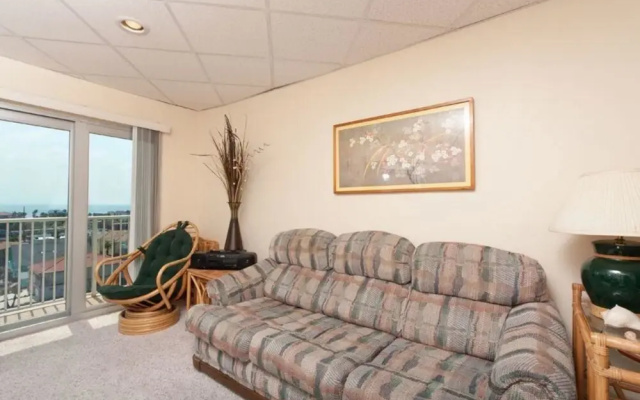 Aquarius Condominium 708