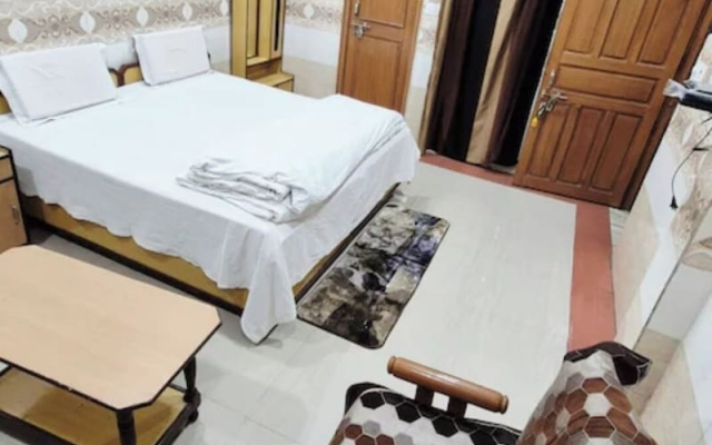 Taj Guest House