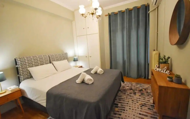 Vintage Apartment