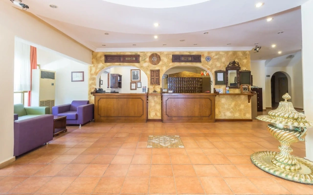 Hotel Club Phellos